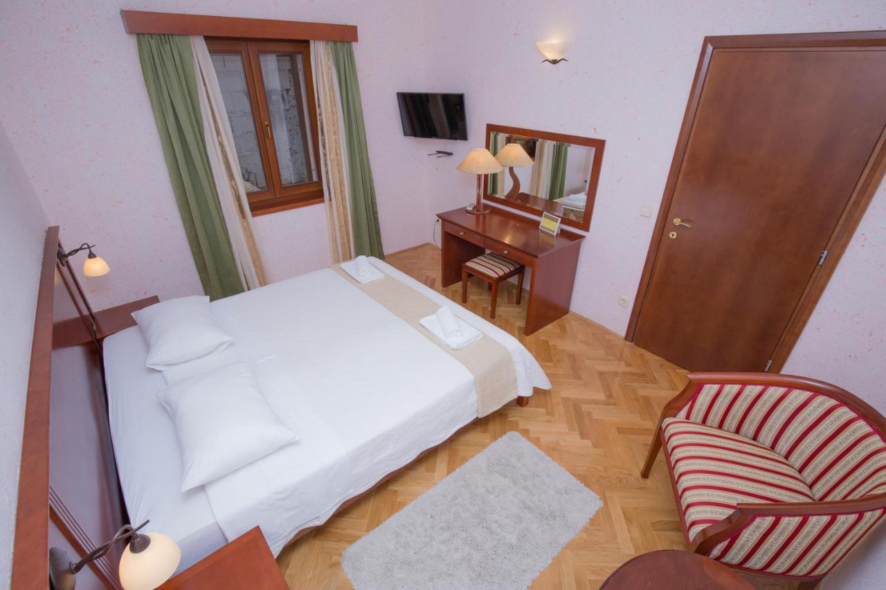 Rooms Plava Laguna Primošten Kültér fotó