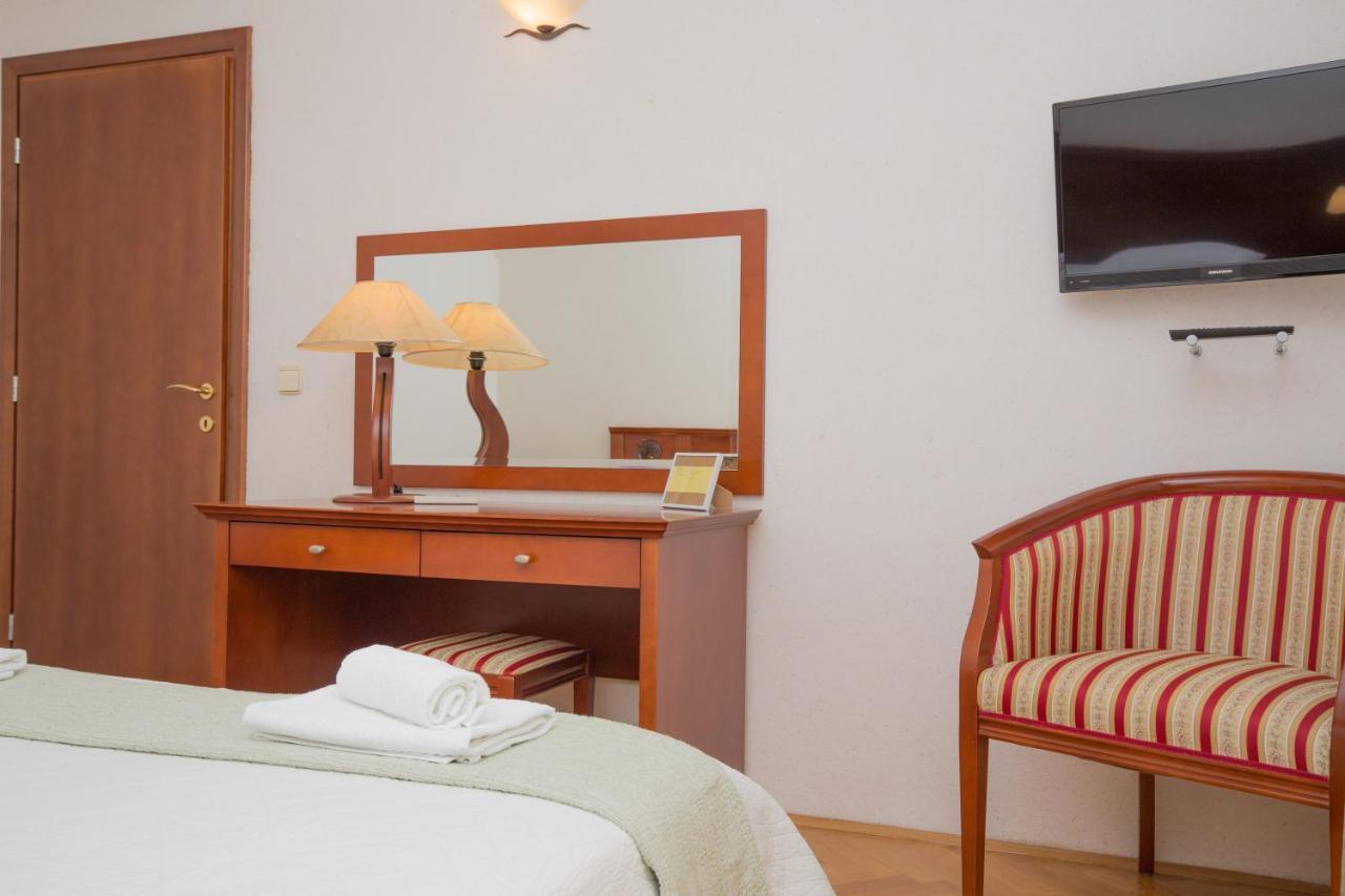 Rooms Plava Laguna Primošten Kültér fotó